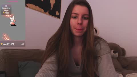 Snapshot of juicy_mystery chatting on 01-15-25, 06:29 laura online show from 01-15-25, 06:29