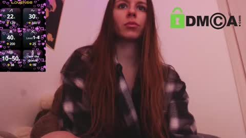 Snapshot of juicy_mystery chatting on 02-15-25, 05:28 laura online show from 02-15-25, 05:28