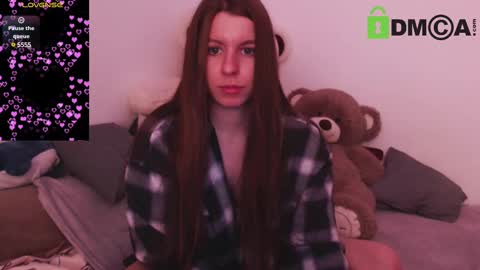 Snapshot of juicy_mystery chatting on 02-17-25, 03:31 laura online show from 02-17-25, 03:31
