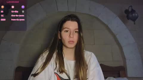 laura online show from 12-22-25, 12:46