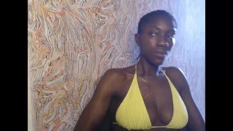 queen online show from 02-19-25, 12:00