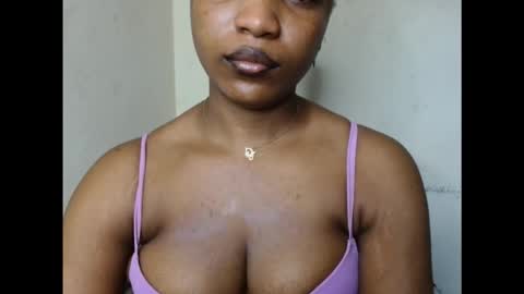 Snapshot of juicycuntx chatting on 09-15-25, 06:46 juicycuntx online show from 09-15-25, 06:46