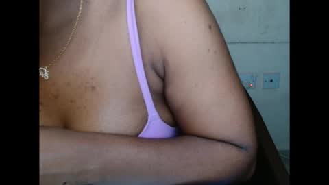 Snapshot of juicycuntx chatting on 09-27-25, 06:51 juicycuntx online show from 09-27-25, 06:51