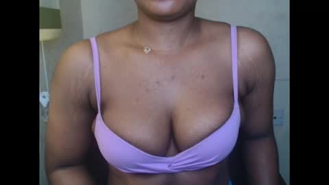 Snapshot of juicycuntx chatting on 09-28-25, 07:03 juicycuntx online show from 09-28-25, 07:03