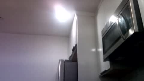 Snapshot of juicyexotic chatting on 09-11-25, 11:32 JuicyExotic online show from 09-11-25, 11:32