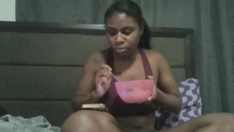 Snapshot of juicyexotic chatting on 10-24-25, 11:50 JuicyExotic online show from 10-24-25, 11:50