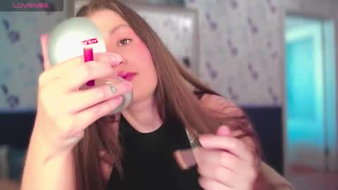 Snapshot of juicyhelenx chatting on 10-07-25, 11:40 Elena online show from 10-07-25, 11:40