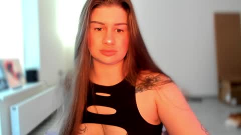 Elena online show from 05-22-26, 04:23