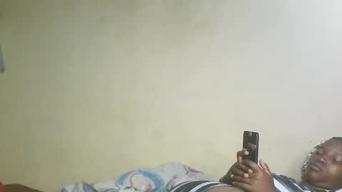 Snapshot of juicyicequeen chatting on 10-20-25, 08:37 juicyicequeen online show from 10-20-25, 08:37