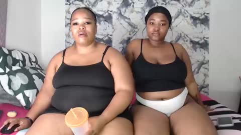 Snapshot of juicyjasminx chatting on 05-17-26, 11:12 juicyjasminx online show from 05-17-26, 11:12