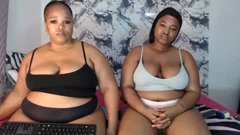 Snapshot of juicyjasminx chatting on 05-18-26, 11:10 juicyjasminx online show from 05-18-26, 11:10
