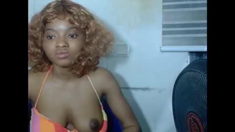 juicynpinkx online show from 03-15-26, 09:21