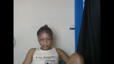 Snapshot of juicynwetx chatting on 02-23-25, 07:44 juicynwetx online show from 02-23-25, 07:44