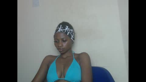 juicypiexx online show from 02-14-25, 03:33