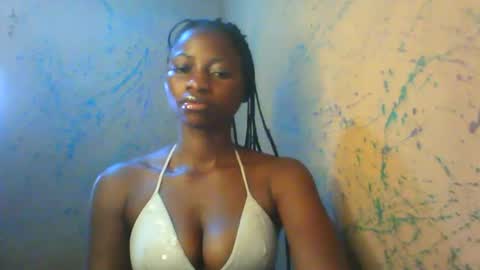 juicypiexx online show from 09-18-25, 03:58
