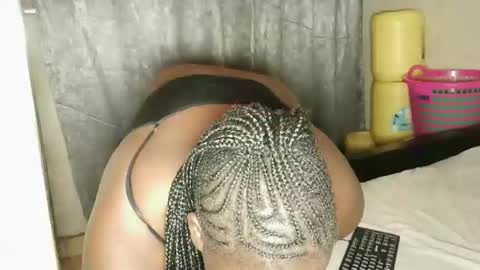 Snapshot of juicyslurrt chatting on 11-27-25, 05:09 juicyslurrt online show from 11-27-25, 05:09