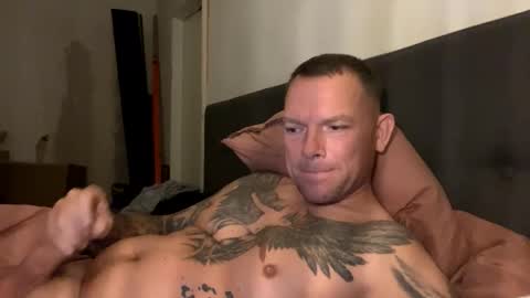 julemanddenmark online show from 11-04-25, 08:08