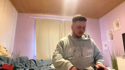 jules0612 online show from 02-20-25, 11:31