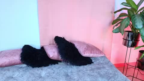 Jules and Gia online show from 10-15-25, 10:15