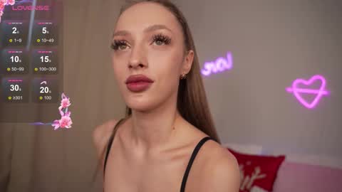 Snapshot of julescrown chatting on 11-25-25, 02:44 Jules online show from 11-25-25, 02:44