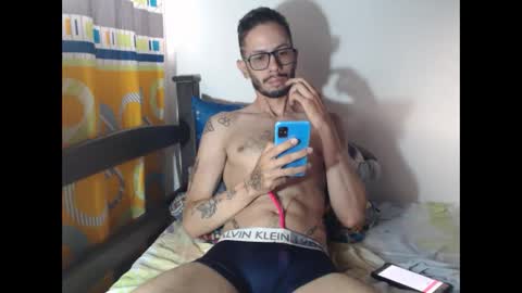 Julfigo online show from 10-19-25, 11:11