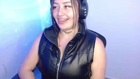 Snapshot of juli_69 chatting on 02-18-25, 11:08  Juliana Torres  online show from 02-18-25, 11:08