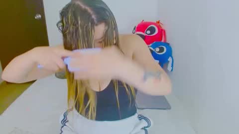  Juliana Torres  online show from 02-17-26, 09:10