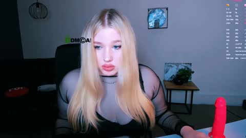 juli kisss online show from 01-04-25, 10:34