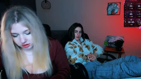 juli kisss online show from 01-28-25, 04:50