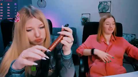 juli kisss online show from 02-14-25, 04:47