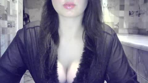 julia69009 online show from 07-28-26, 08:45