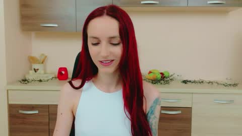 JuliaJae online show from 06-06-26, 04:17