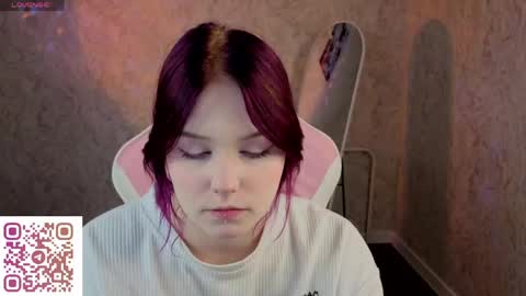 Julia online show from 04-23-26, 01:07