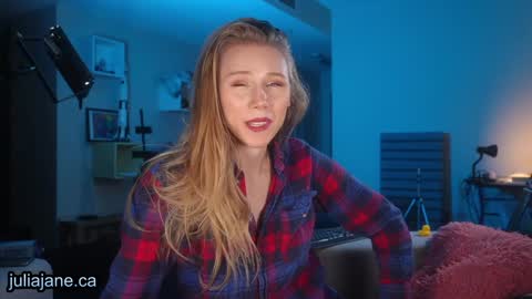 Julia Jane online show from 01-05-25, 02:38