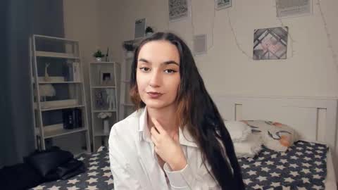 Evelin online show from 10-31-25, 08:26