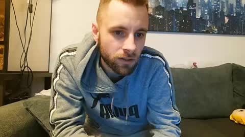 julia_official online show from 02-16-25, 05:26