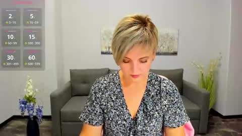 Julia online show from 09-26-25, 11:58