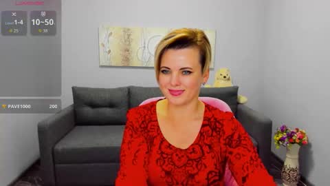 Julia online show from 11-08-25, 01:55