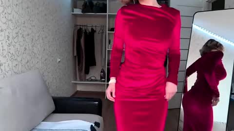 Snapshot of juliahupman chatting on 05-02-26, 04:45 Kate online show from 05-02-26, 04:45