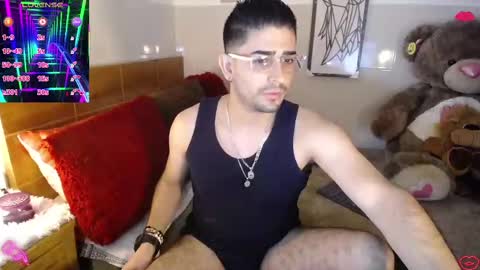 Julian online show from 03-05-25, 12:38