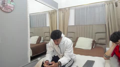 Snapshot of julian_billy chatting on 02-14-25, 11:42 julian billy online show from 02-14-25, 11:42