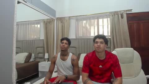 Snapshot of julian_billy chatting on 02-14-25, 05:25 julian billy online show from 02-14-25, 05:25