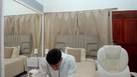 Snapshot of julian_billy chatting on 03-09-25, 11:25 julian billy online show from 03-09-25, 11:25