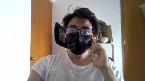 Julian Mora online show from 02-22-25, 05:35