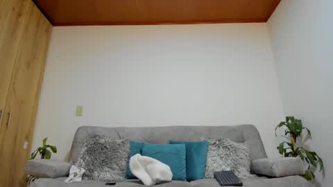 julian_wallace online show from 12-04-24, 07:06