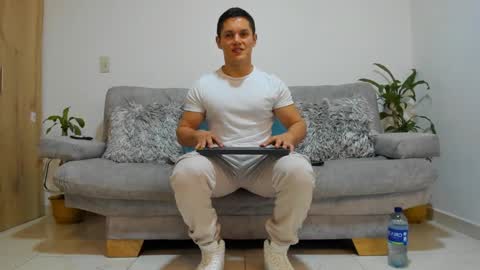 julian_wallace online show from 12-14-24, 11:12