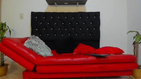 julian_wallace online show from 02-14-25, 02:18