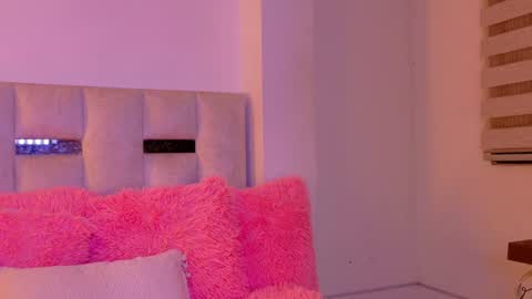 Juliana online show from 07-07-26, 11:42