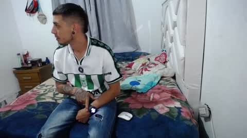 Juliana online show from 12-06-24, 01:07