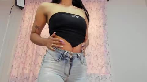 Juliana online show from 09-27-25, 02:11